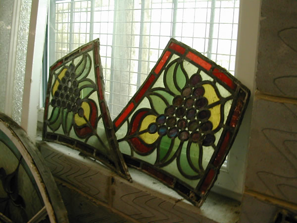bensreckyard ebay photo Pair of Stained glass windows 009 1